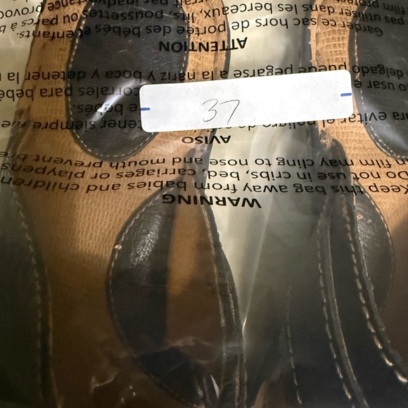 BORN (B.O.C.) Black Leather Toe Loop Slide Sandals Size 9 - Picture 7 of 7